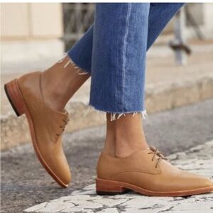 Frye Grace Lace Up Oxford Tan leather shoes
